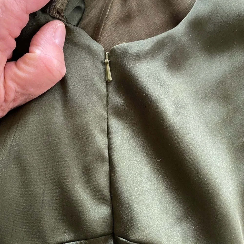 Revelry Skye Satin Dress Green size 8